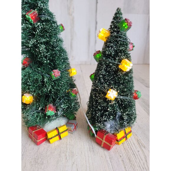 Dept 56 53617 Lighted Christmas Gift Trees accessory Xmas - Picture 6 of 10